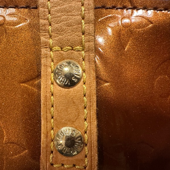 LOUIS VUITTON Bronze Monogram Vernis Copper Reade PM Bag - Picture 7 of 12